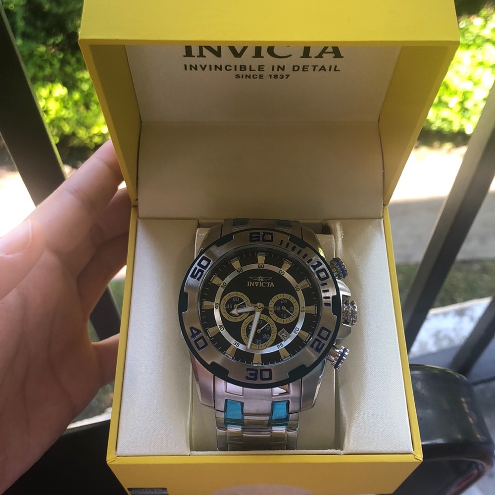 Invicta Men's Pro Diver Quartz Watch